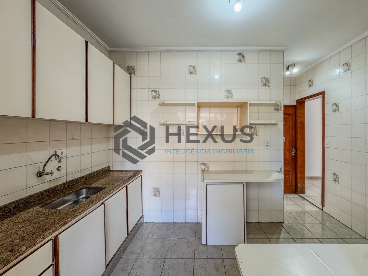 Foto 20 de Apartamento com varanda e despesas baixas na Praia das Asturias, Guaruja
