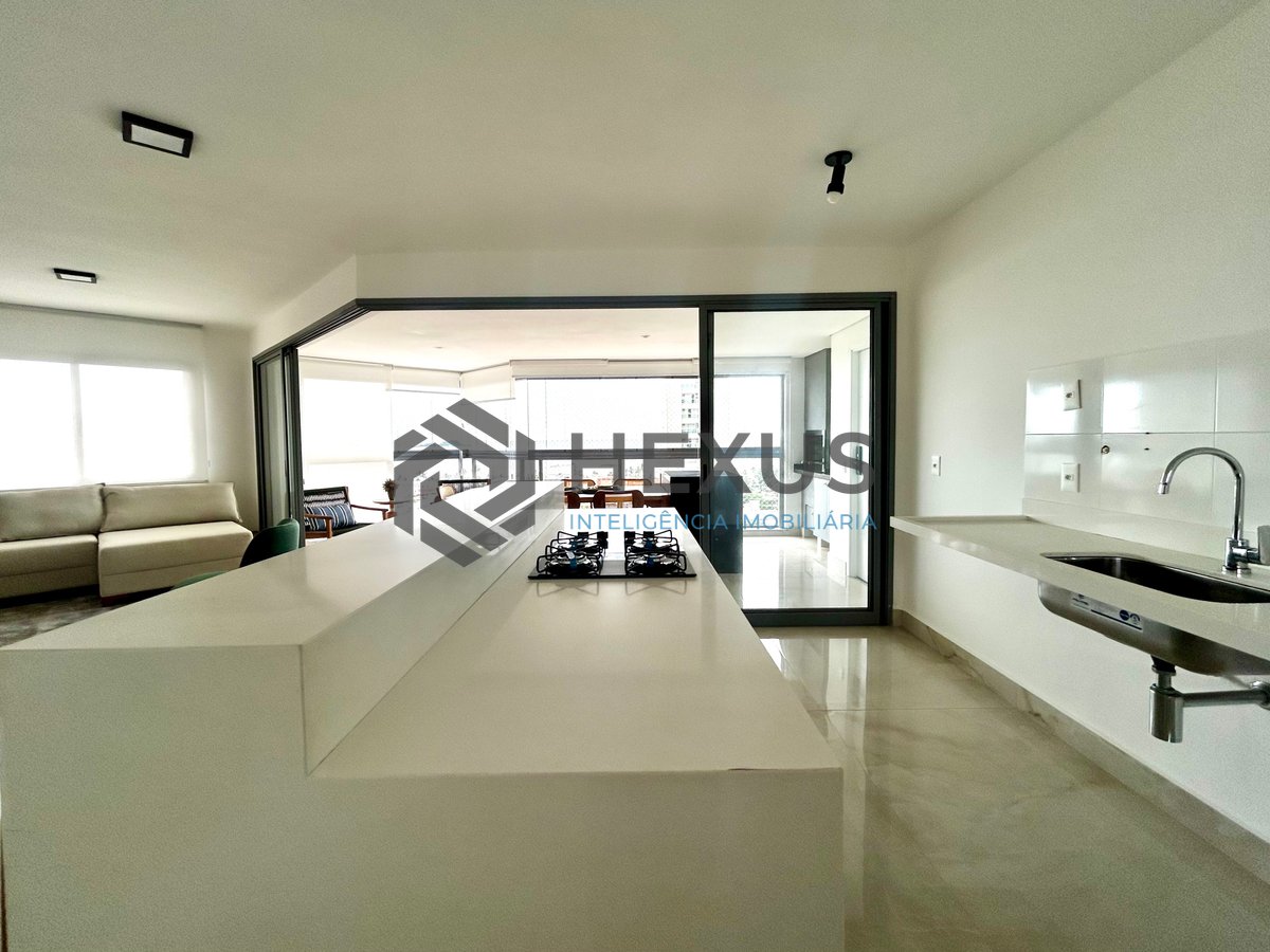 Foto 6 de Apartamento com varanda gourmet vista mar e lazer na Praia da Enseada, Guaruja