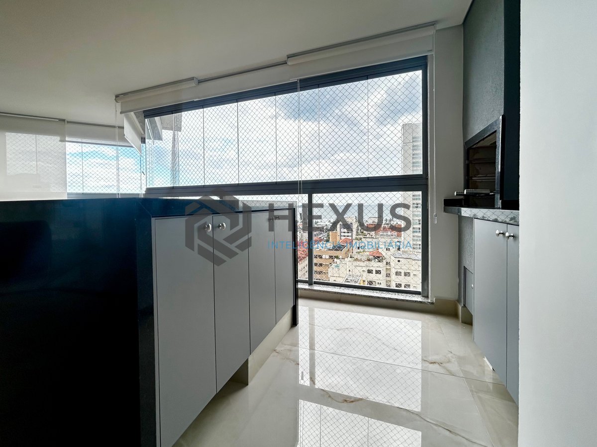 Foto 8 de Apartamento com varanda gourmet vista mar e lazer na Praia da Enseada, Guaruja