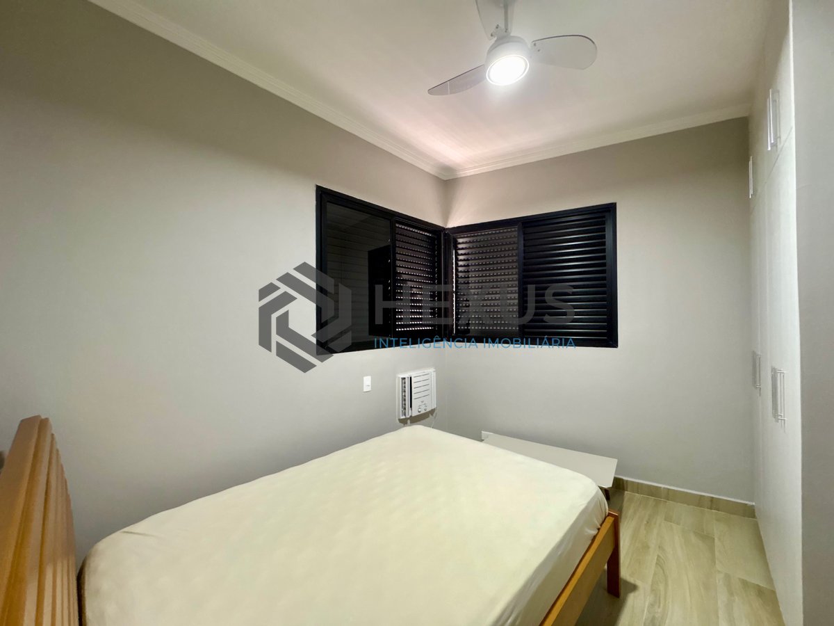 Foto 16 de Apartamento com varanda vista mar e lazer na Praia da Enseada, Guaruja