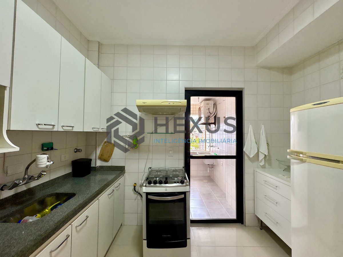 Foto 20 de Apartamento com varanda vista mar e lazer na Praia da Enseada, Guaruja