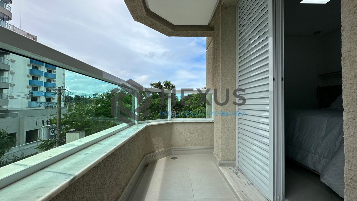 Foto 24 de Apartamento com varanda gourmet reformado na Praia da Enseada, Guaruja