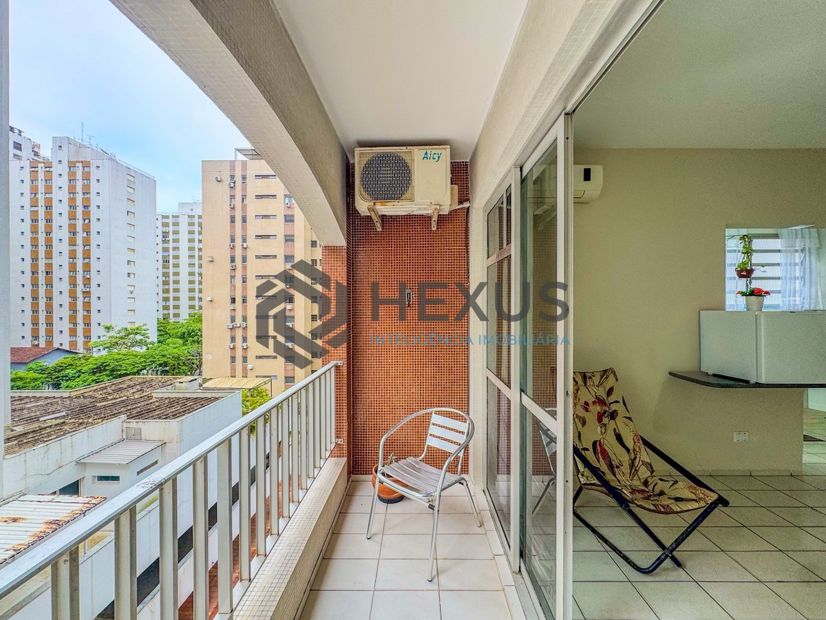 Foto 7 de Apartamento com varanda a 2 quadras da praia na região na Barra Funda nas Pitangueiras, Guarujá