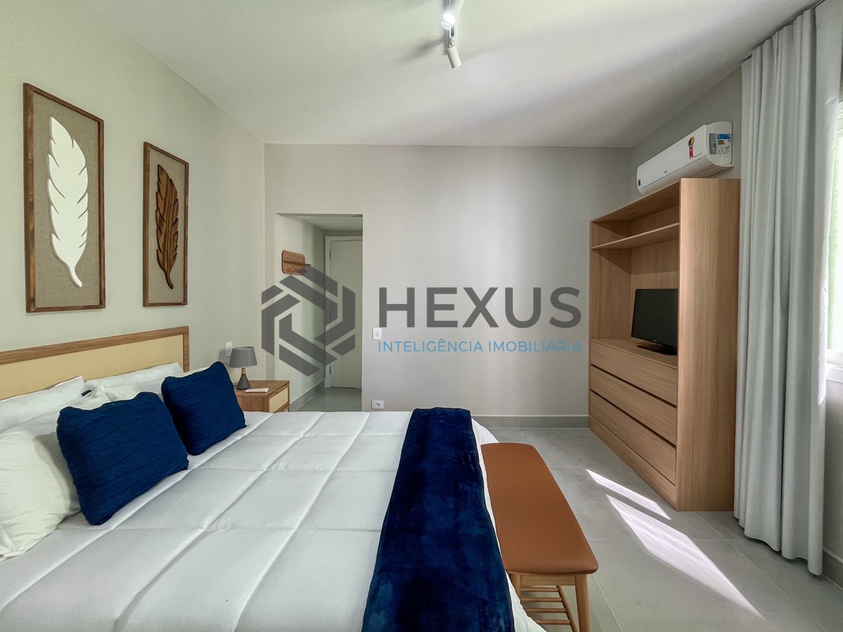 Foto 40 de Apartamento reformado frente mar com varanda vista mar nas Pitangueiras, Guarujá