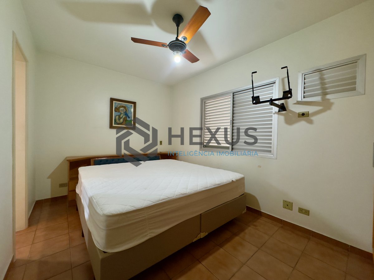 Foto 13 de Apartamento com varanda na Praia das Pitangueiras, Guaruja