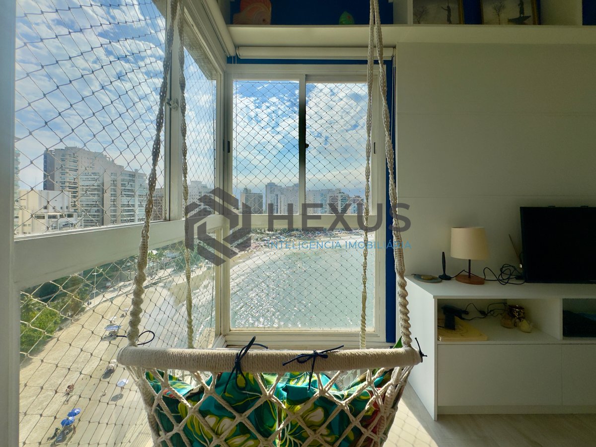 Foto 10 de Apartamento frente mar reformado com varanda vista mar e lazer no Jardim Astúrias, Guarujá