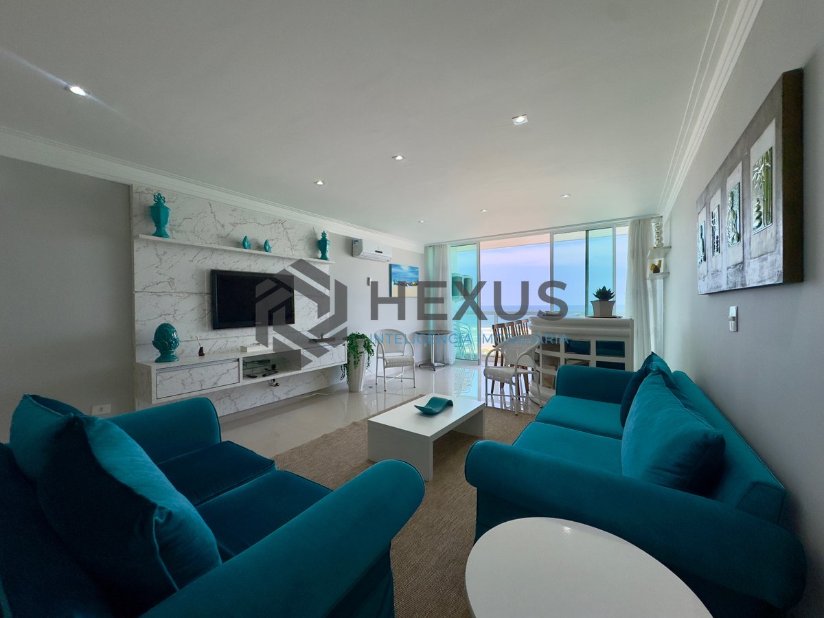 Foto 38 de Apartamento reformado frente mar com varanda vista mar na Praia das Pitangueiras, Guaruja
