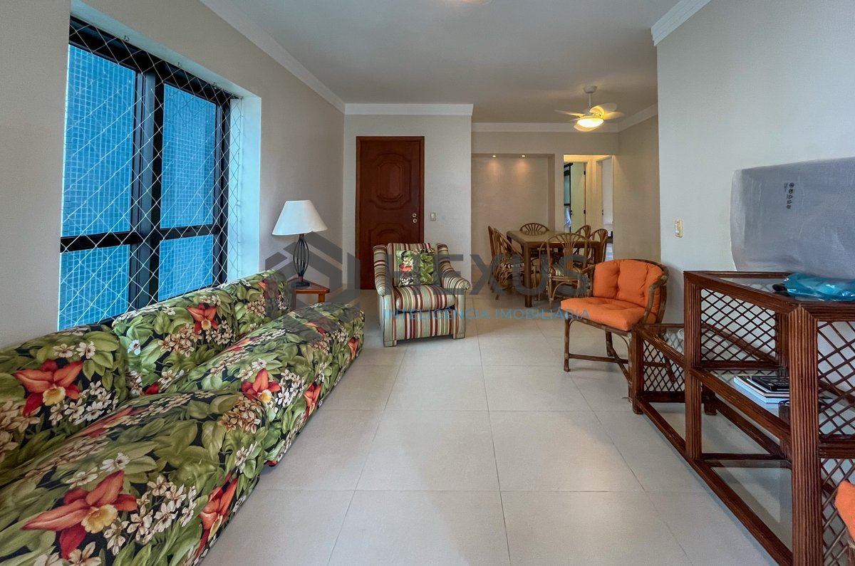 Foto 6 de Apartamento com varanda e lazer na Praia das Pitangueiras, Guaruja