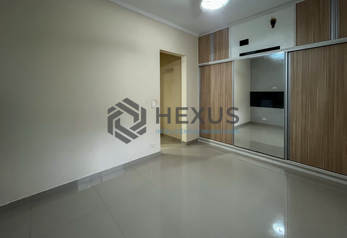Foto 14 de Apartamento com varanda e lazer na Praia das Pitangueiras, Guaruja
