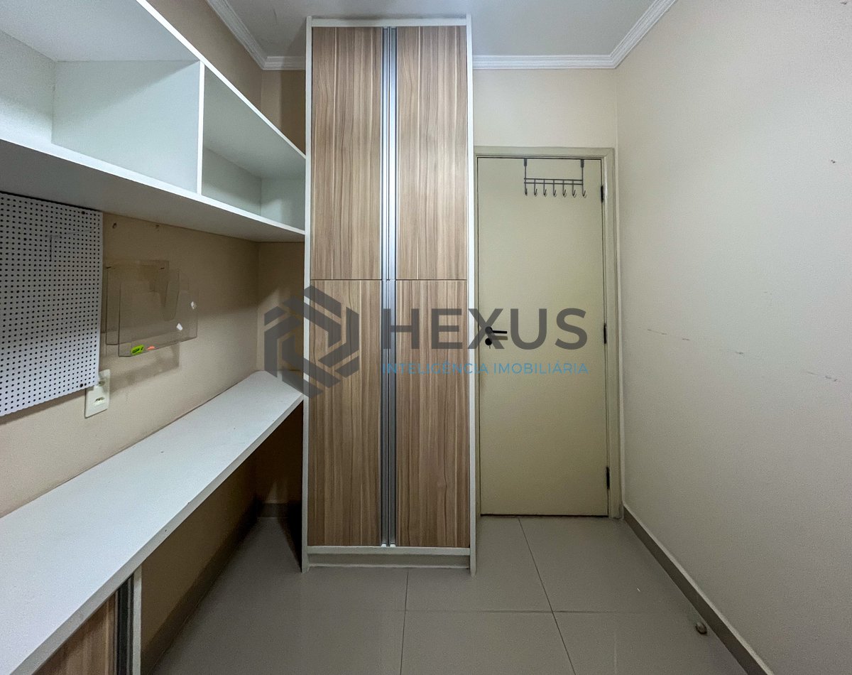 Foto 24 de Apartamento com varanda e lazer na Praia das Pitangueiras, Guaruja