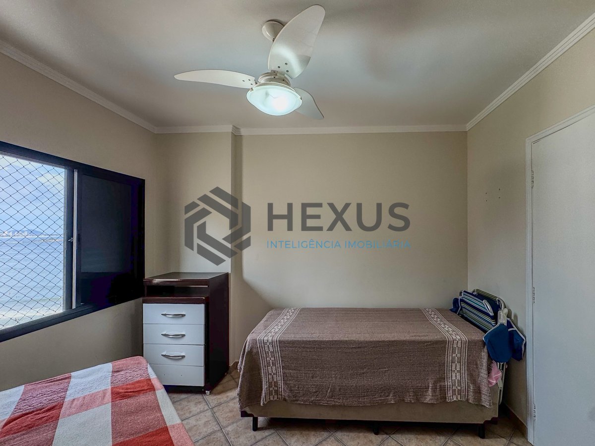 Foto 13 de Apartamento com varanda e lazer na Praia das Astúrias, Guaruja