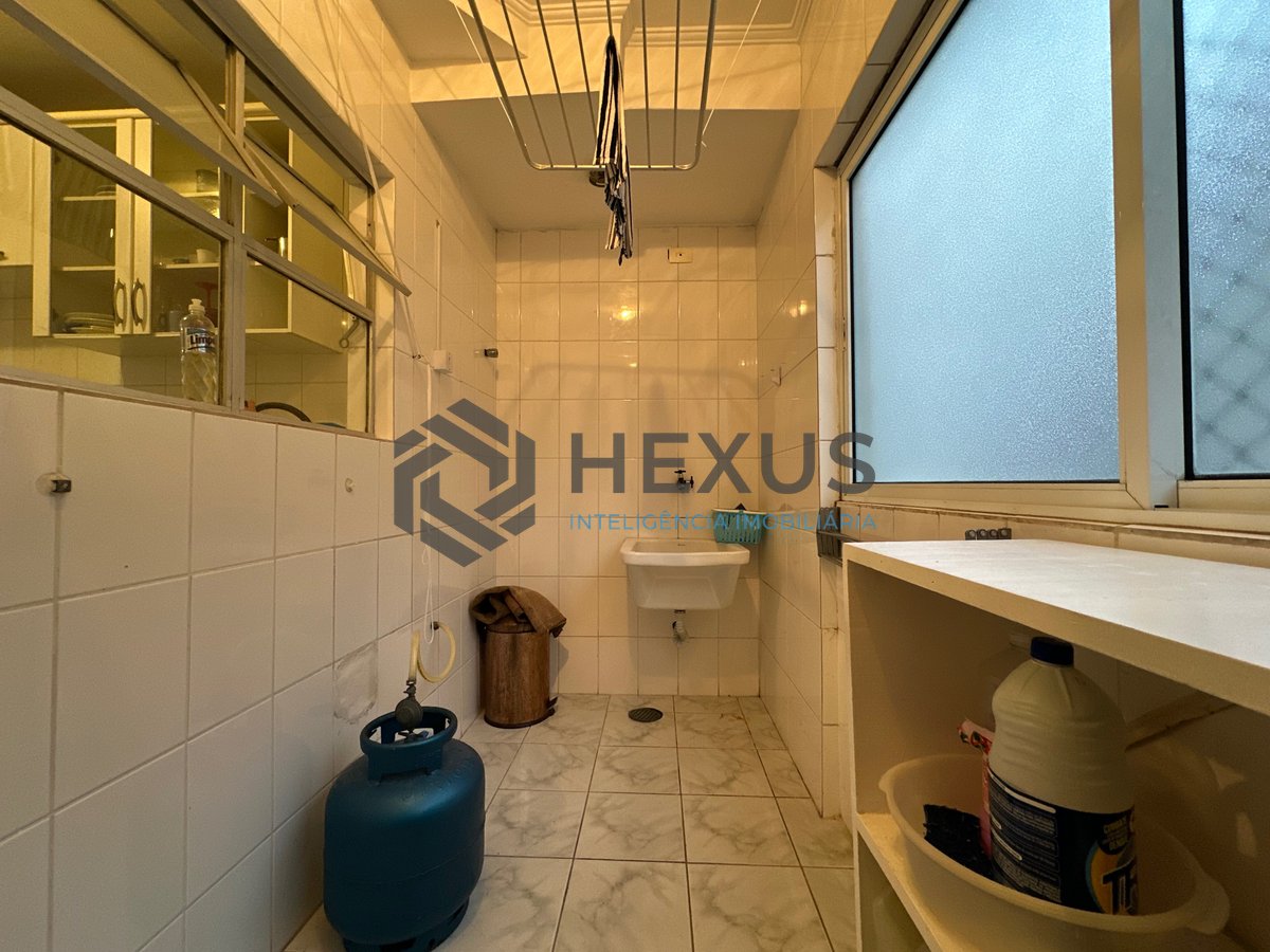 Foto 10 de Apartamento com varanda na Praia da Enseada, Guaruja