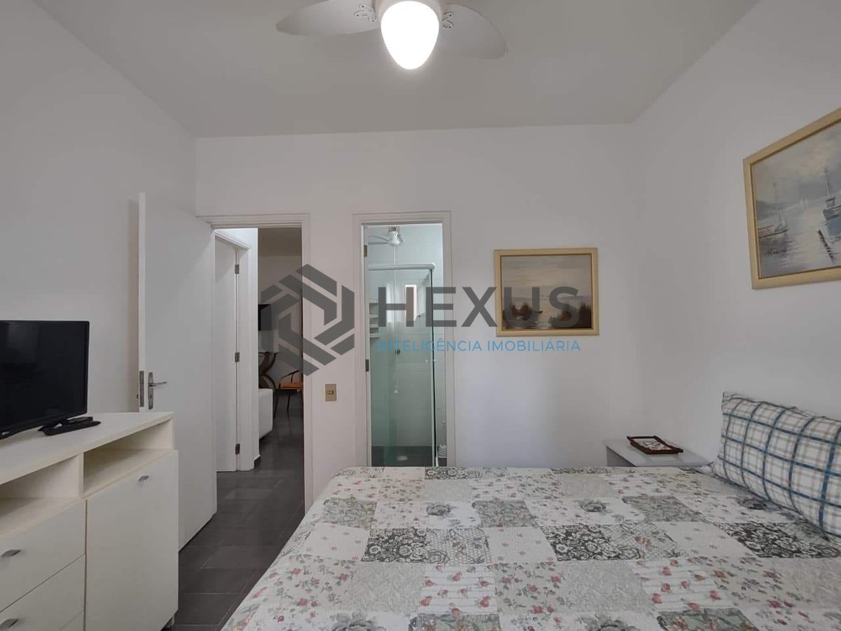 Foto 13 de Apartamento com varanda na Praia da Enseada, Guaruja