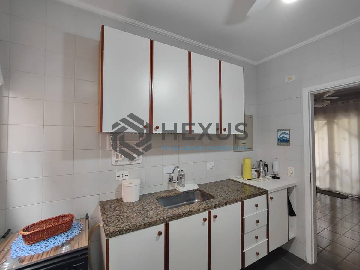 Foto 17 de Apartamento com varanda na Praia da Enseada, Guaruja