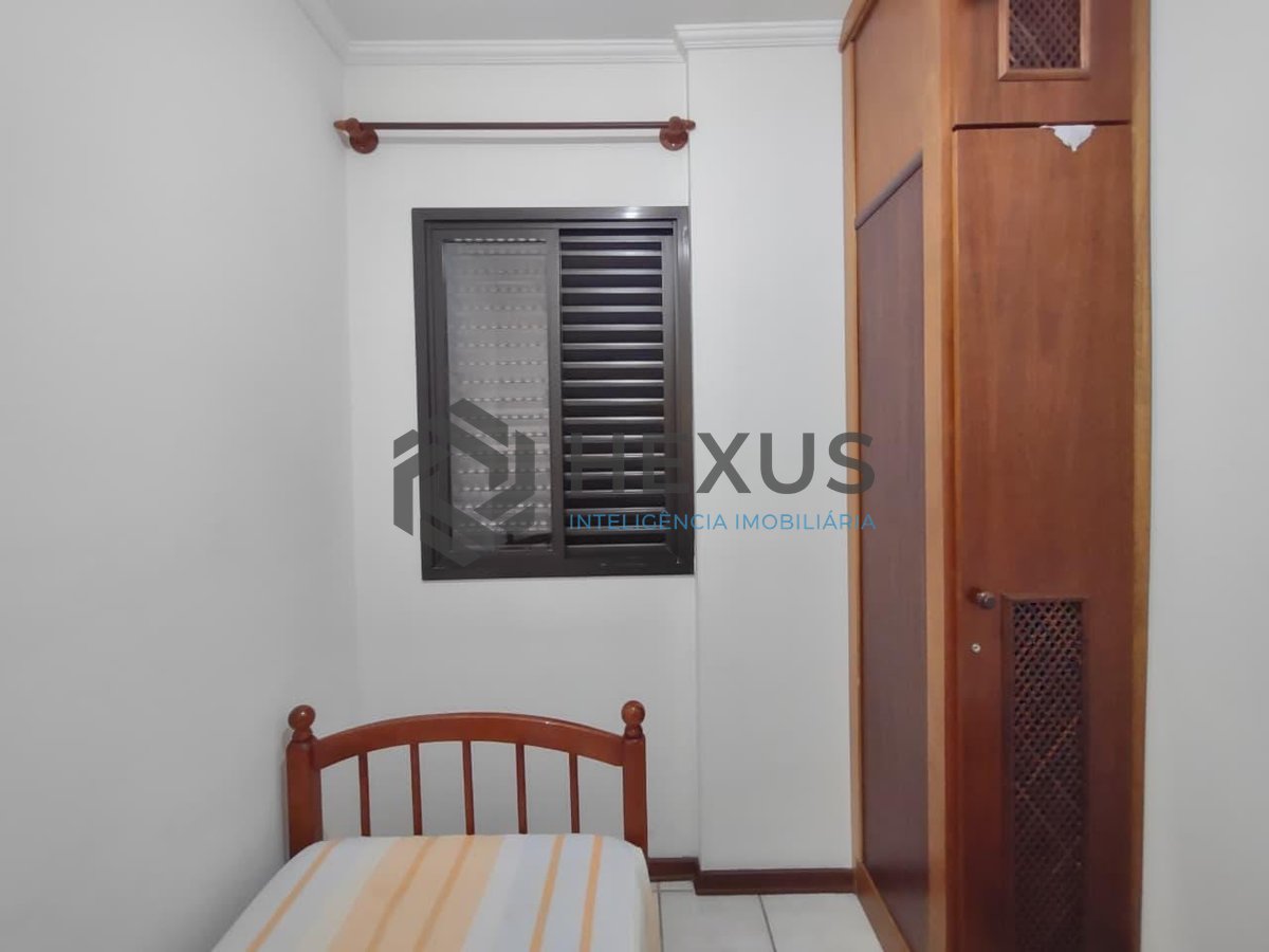 Foto 13 de Apartamento com varanda vista mar e lazer na Praia da Enseada, Guaruja