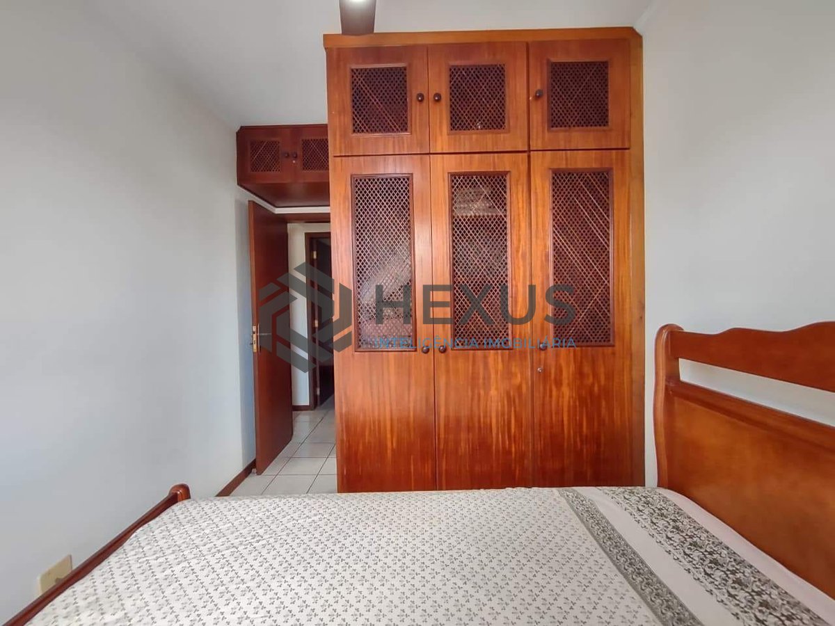 Foto 17 de Apartamento com varanda vista mar e lazer na Praia da Enseada, Guaruja