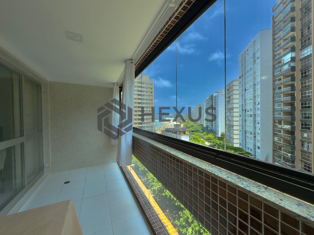 Foto 7 de Apartamento com varanda vista mar e lazer na beira mar Praia das Pitangueiras, Guaruja
