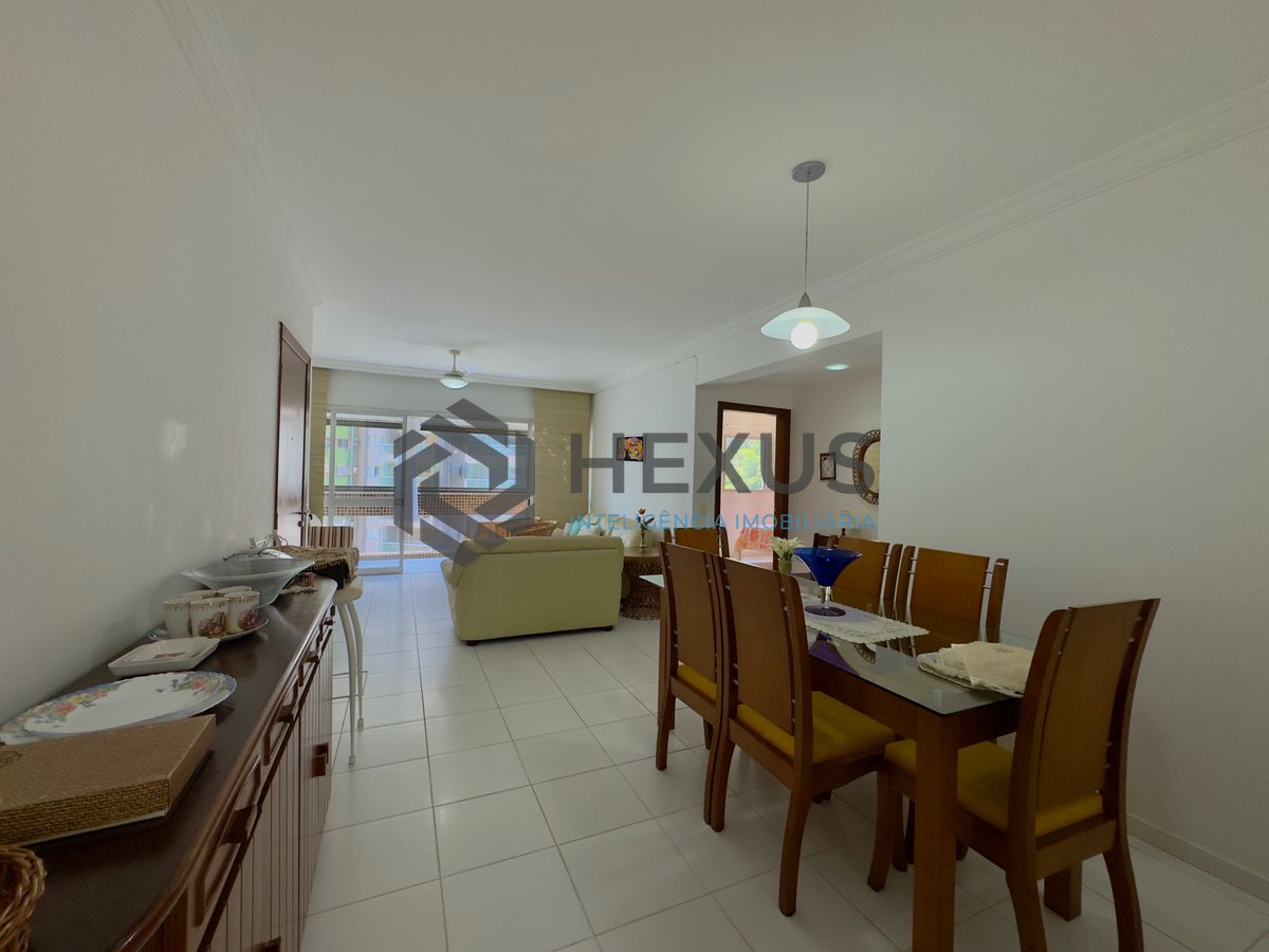 Foto 10 de Apartamento com varanda vista mar e lazer na beira mar Praia das Pitangueiras, Guaruja
