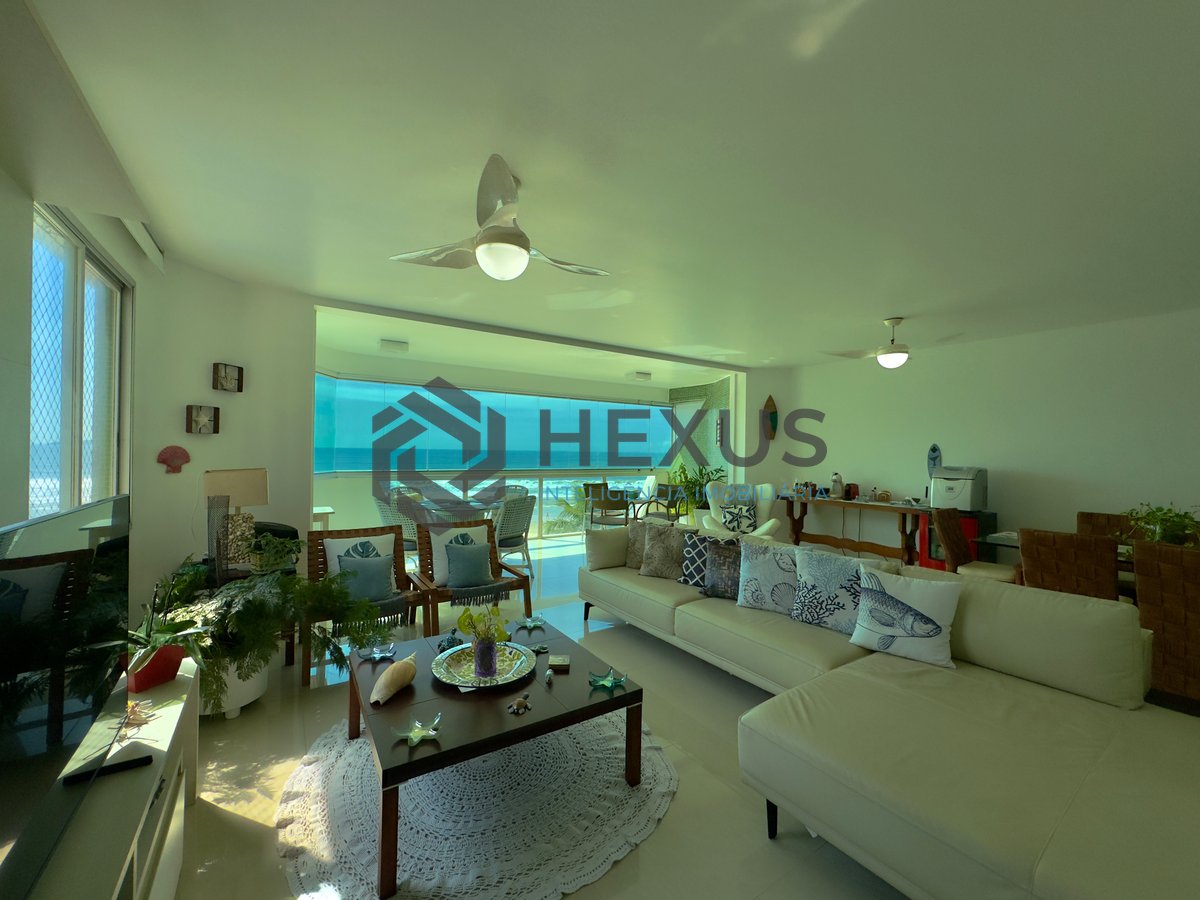 Foto 12 de Apartamento reformado frente ao mar com varanda e lazer na Praia das Asturias, Guaruja