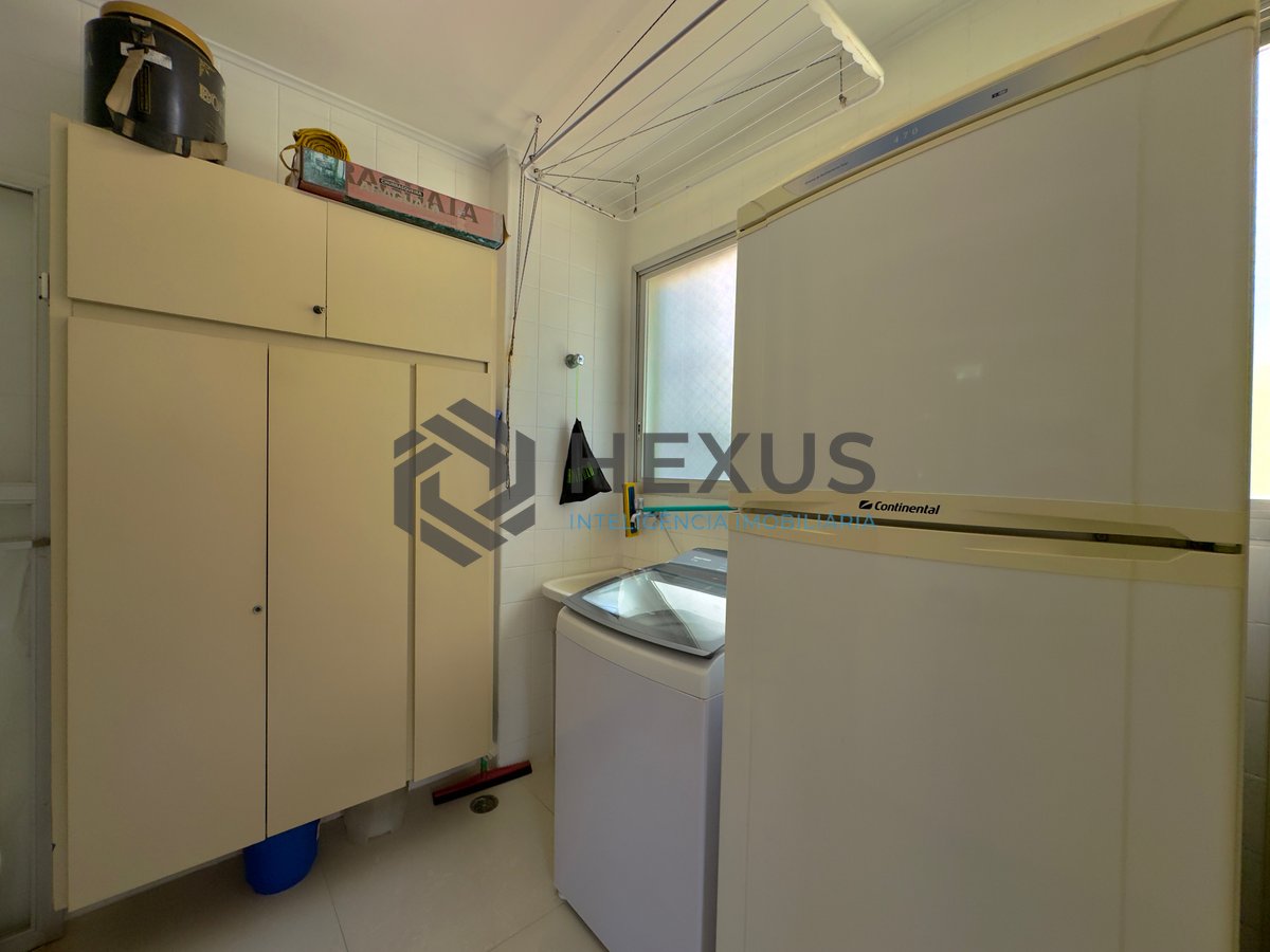 Foto 41 de Apartamento reformado frente ao mar com varanda e lazer na Praia das Asturias, Guaruja