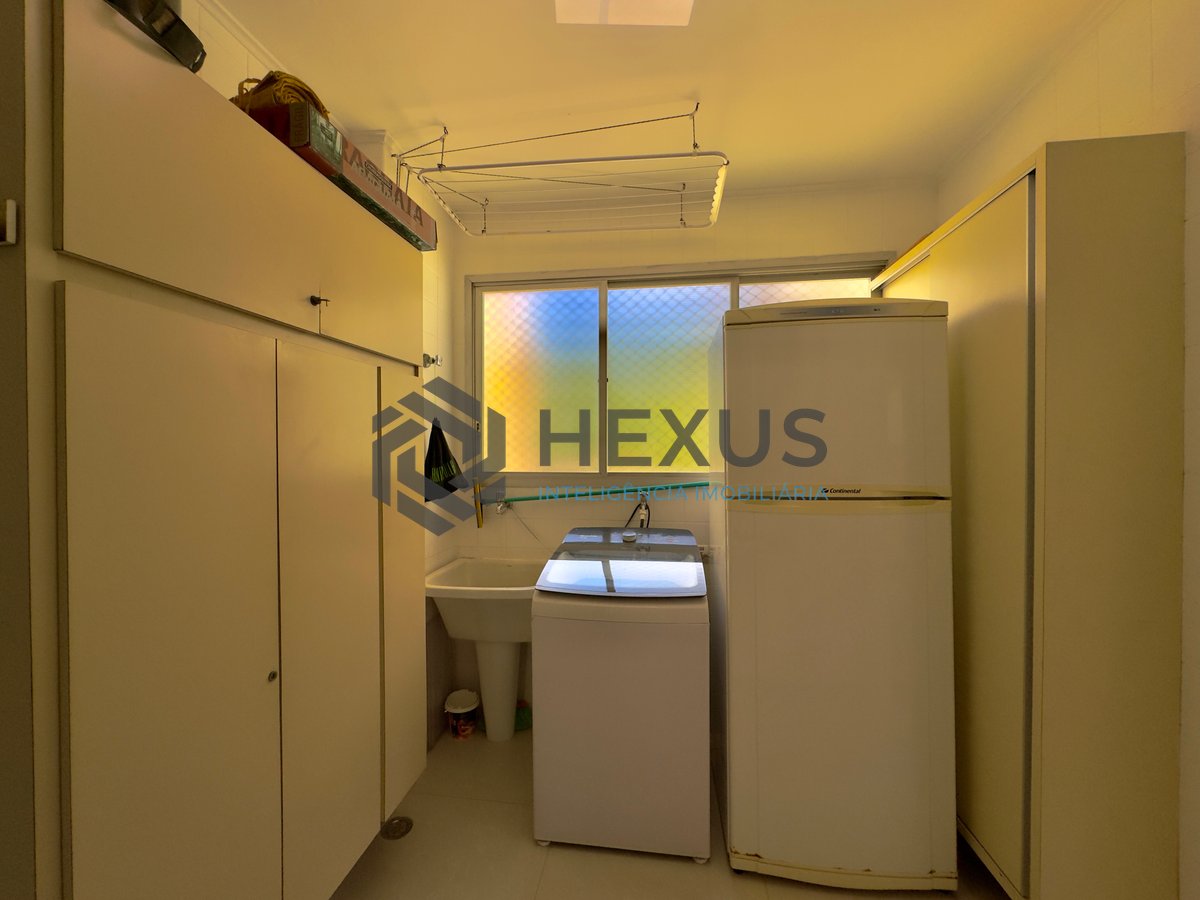 Foto 42 de Apartamento reformado frente ao mar com varanda e lazer na Praia das Asturias, Guaruja