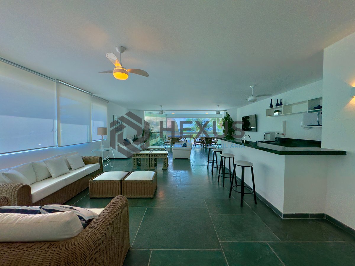 Foto 44 de Apartamento reformado frente ao mar com varanda e lazer na Praia das Asturias, Guaruja