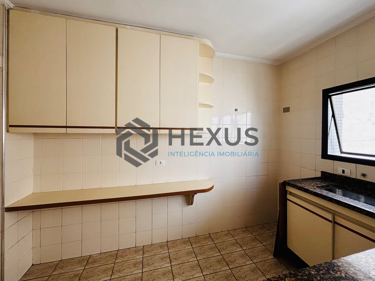 Foto 25 de Apartamento com varanda e lazer na Praia das Asturias, Guaruja