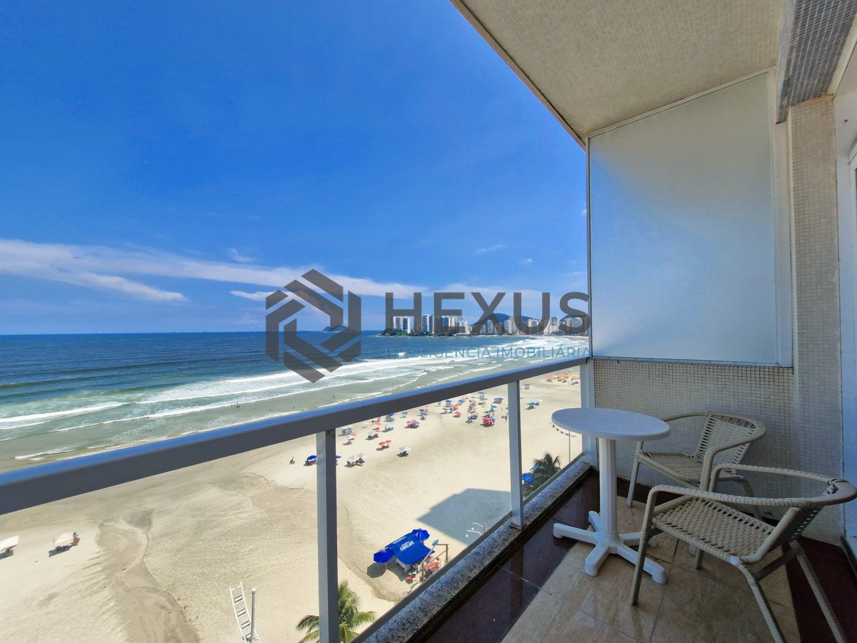Foto 4 de Apartamento frente mar com varanda vista mar nas Pitangueiras, Guarujá