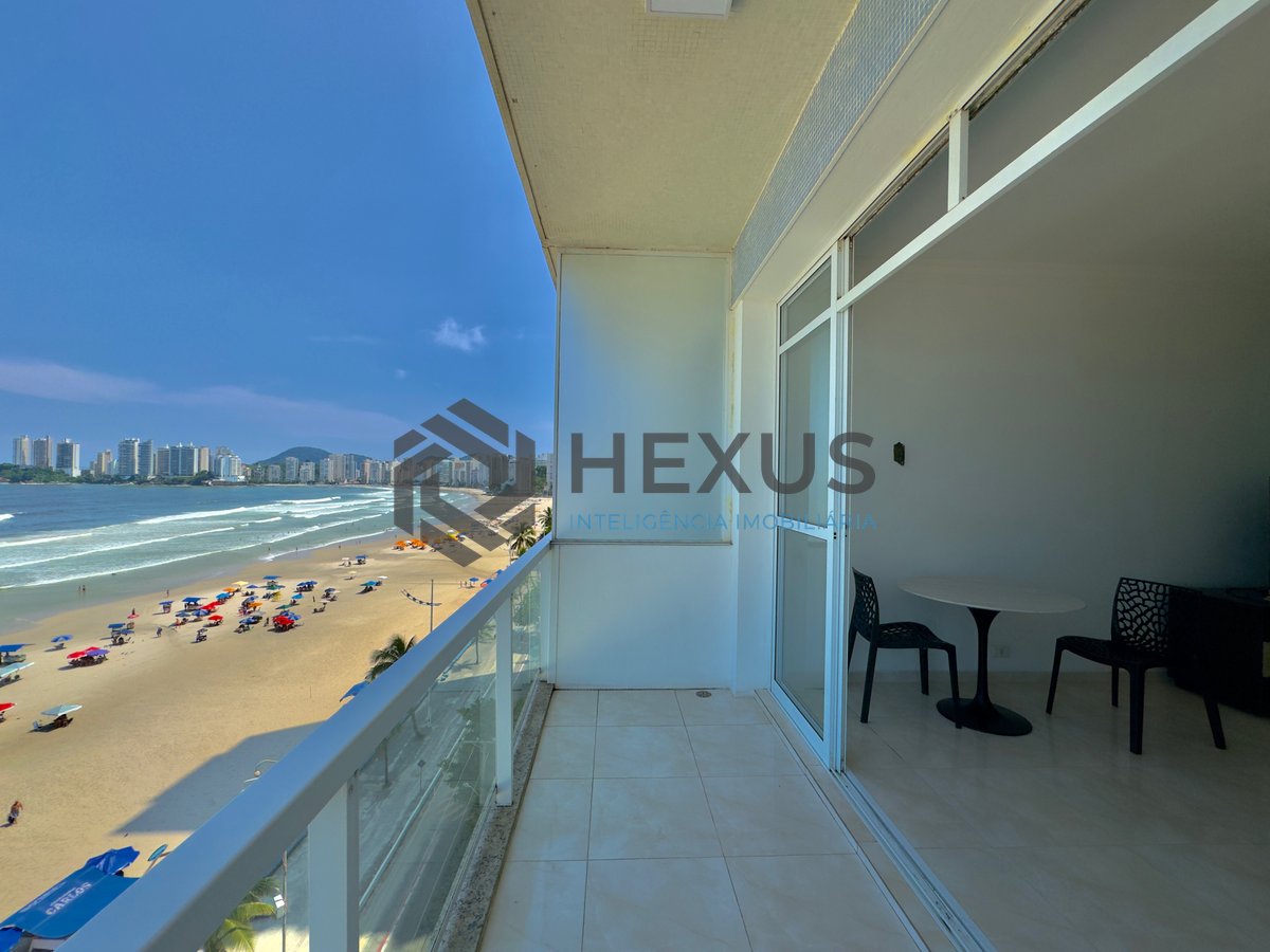 Foto 2 de Apartamento frente mar com varanda vista mar nas Pitangueiras, Guarujá