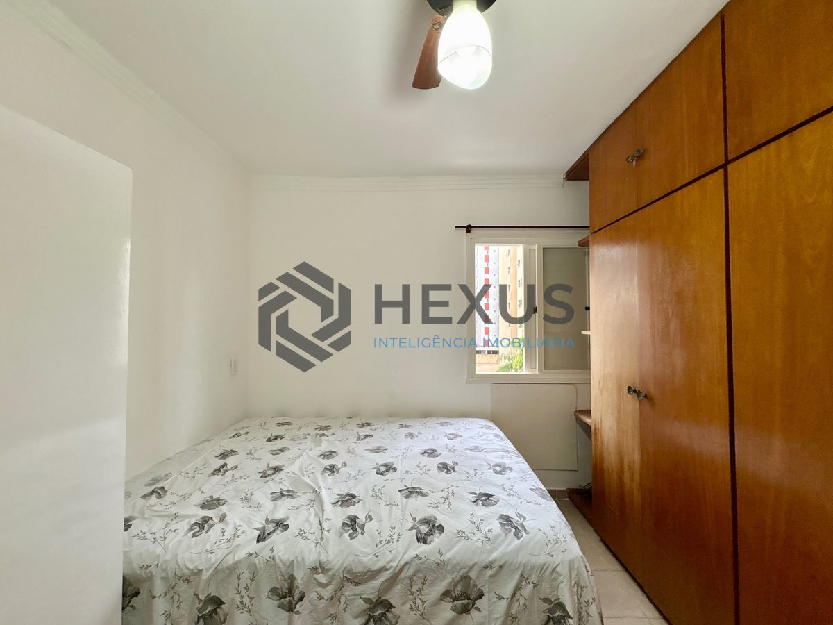 Foto 13 de Apartamento com varanda na Praia da Enseada, Guaruja