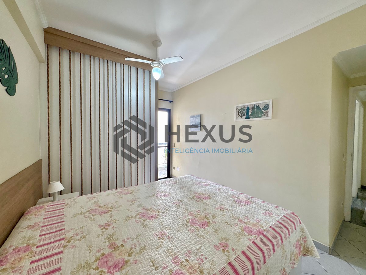 Foto 14 de Apartamento com varanda e lazer na Praia da Enseada, Guarujá
