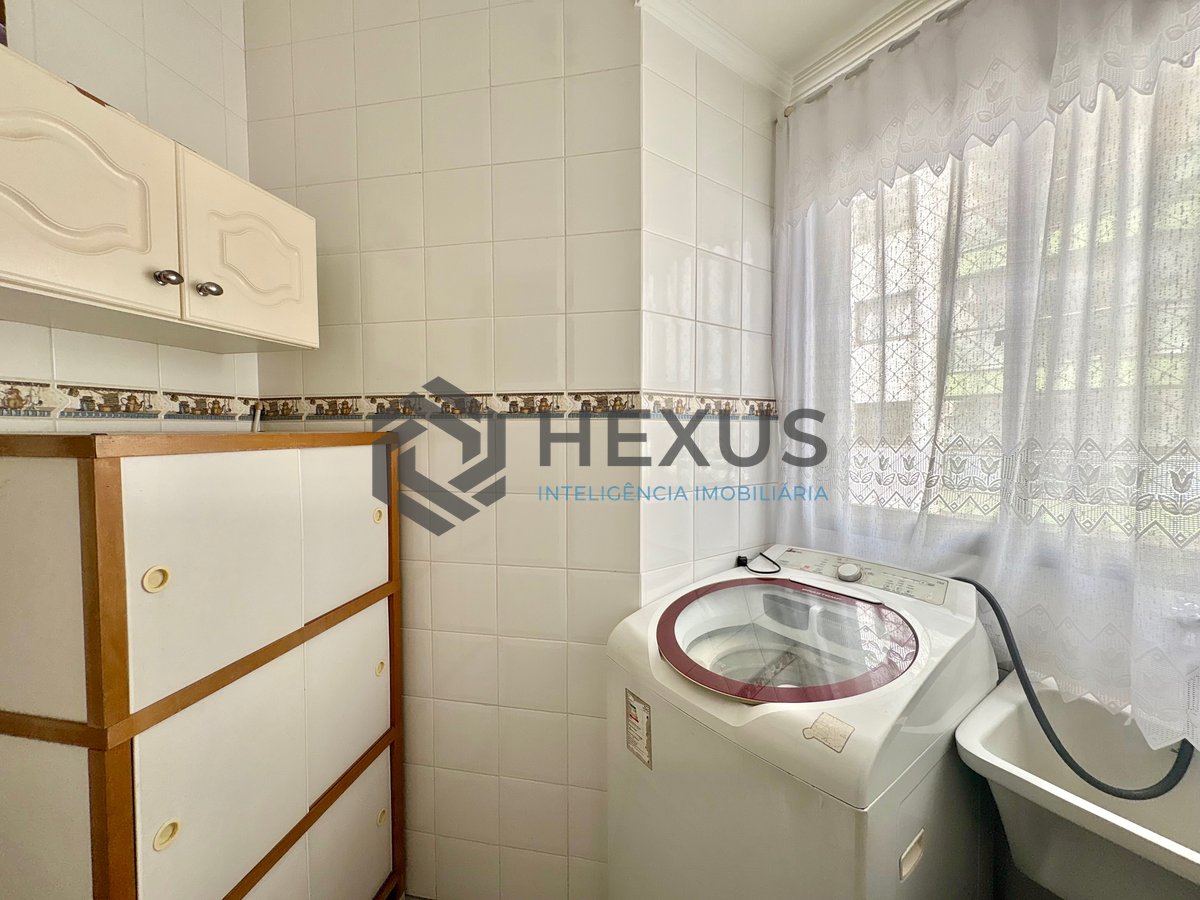 Foto 26 de Apartamento com varanda e lazer na Praia da Enseada, Guarujá