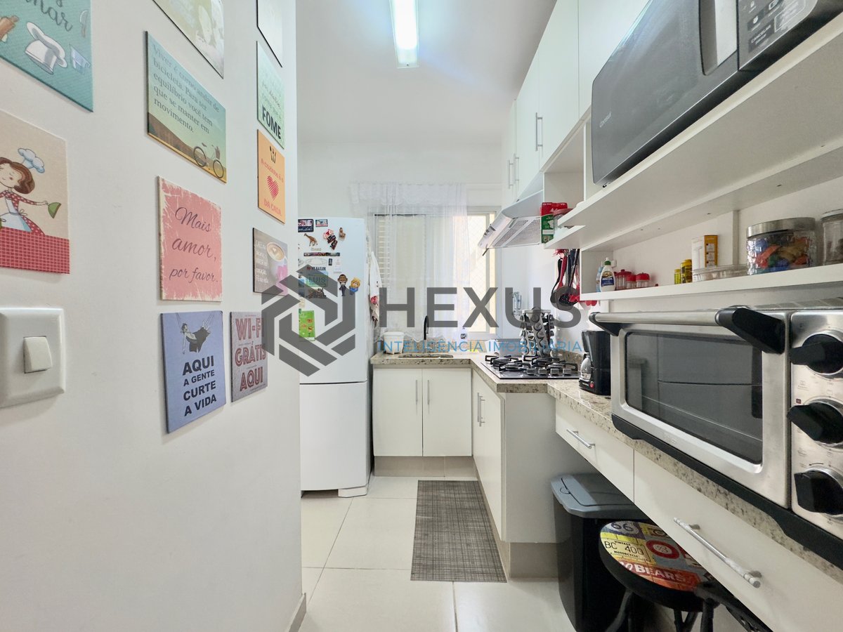 Foto 18 de Apartamento a 50m da Praia das Pitangueiras, Guaruja