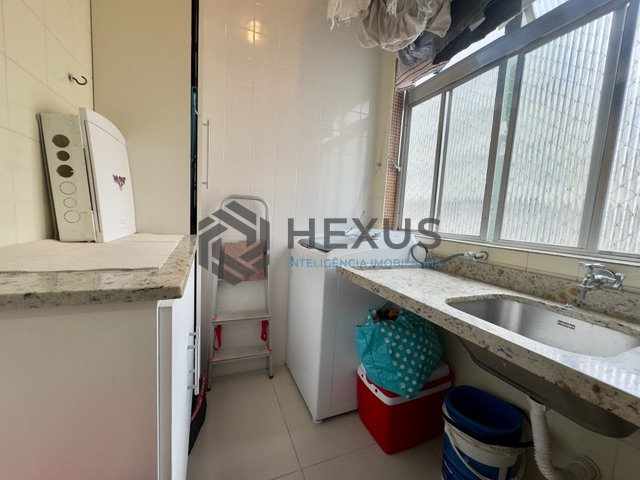 Foto 20 de Apartamento a 50m da Praia das Pitangueiras, Guaruja