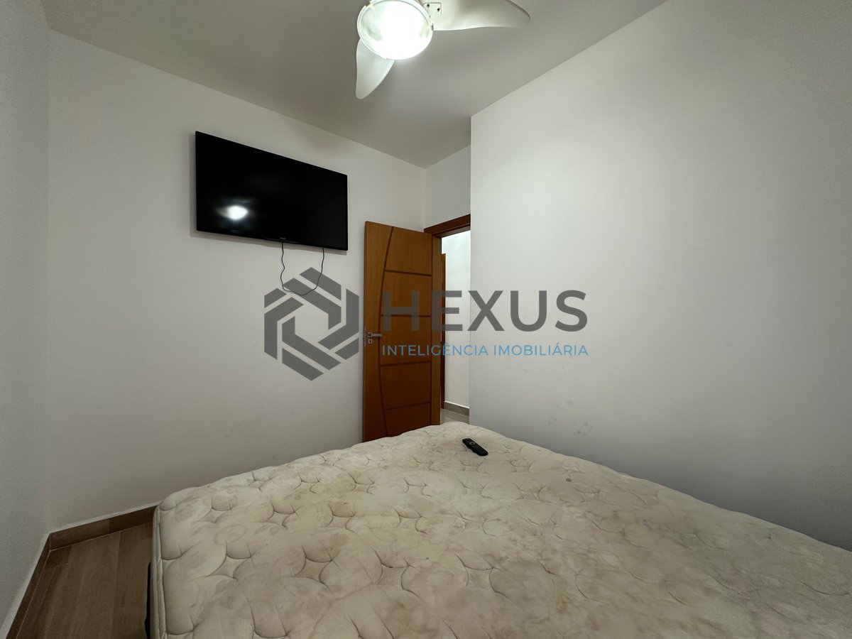 Foto 22 de Apartamento reformado com varanda e lazer a 550 metros da Praia da Enseada, Guarujá