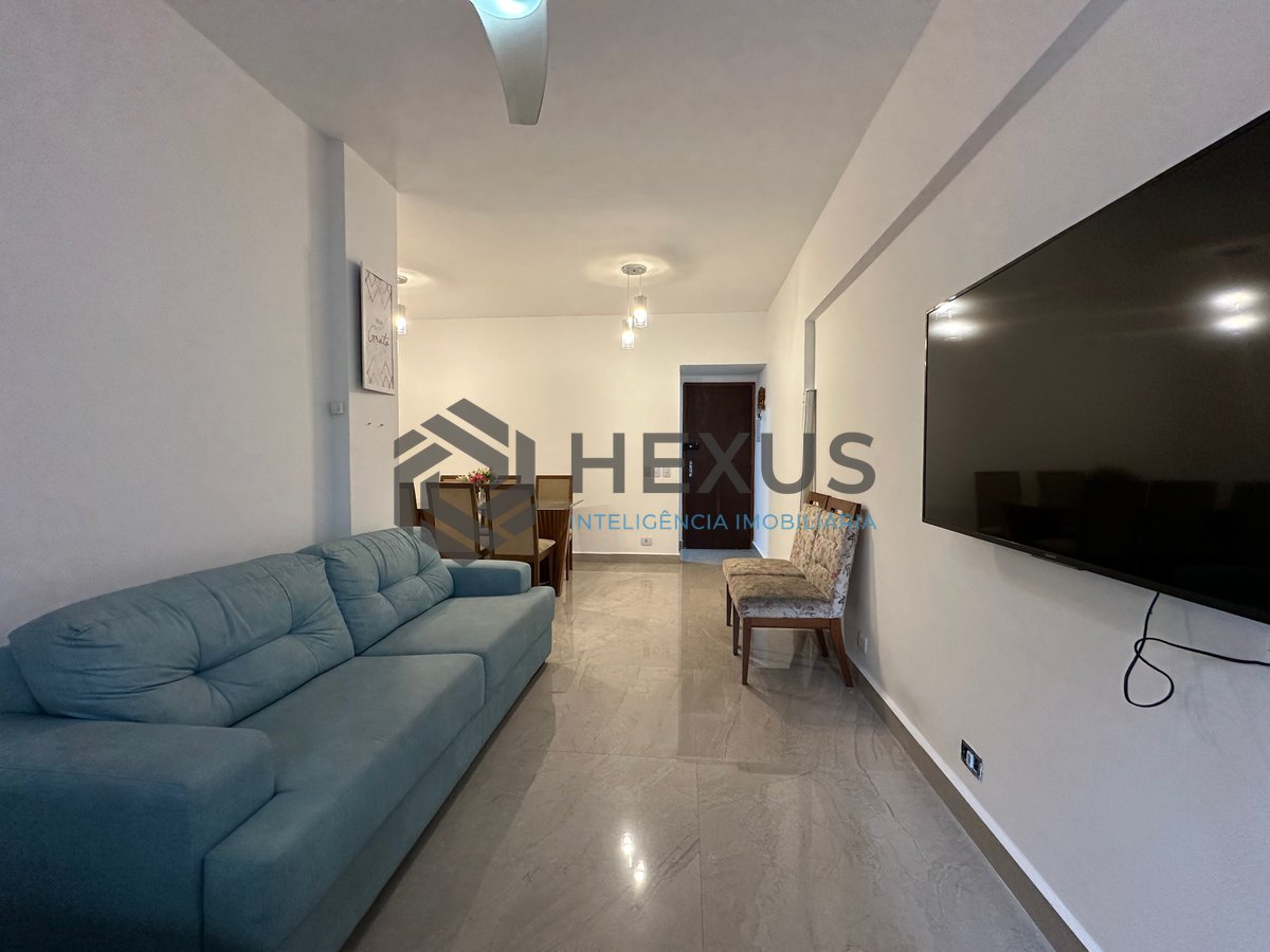 Foto 5 de Apartamento reformado com varanda e lazer a 550 metros da Praia da Enseada, Guarujá