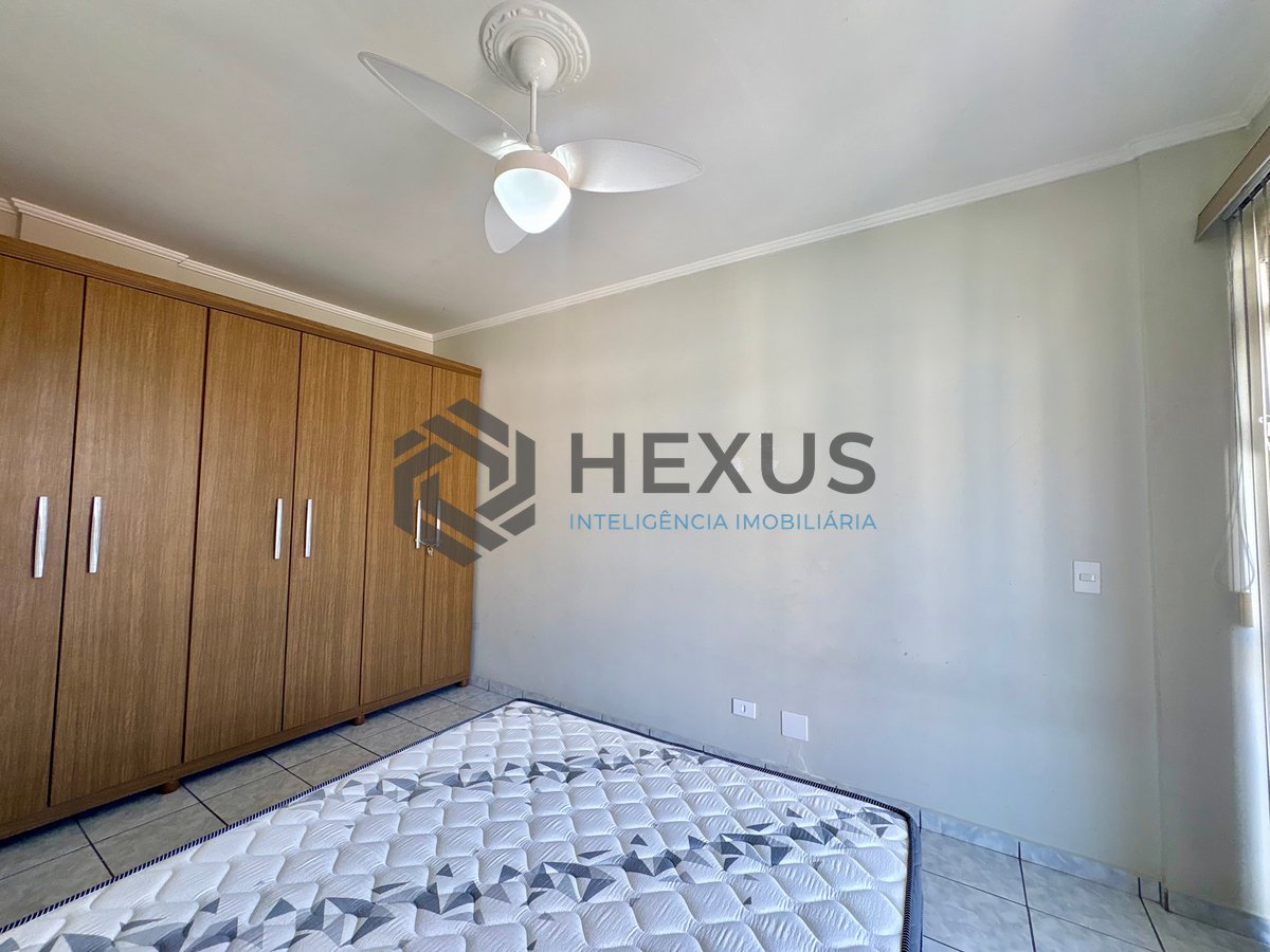Foto 14 de Apartamento com varanda na Praia da Enseada, Guarujá