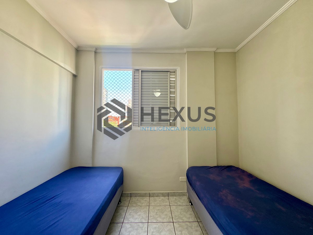 Foto 16 de Apartamento com varanda na Praia da Enseada, Guarujá