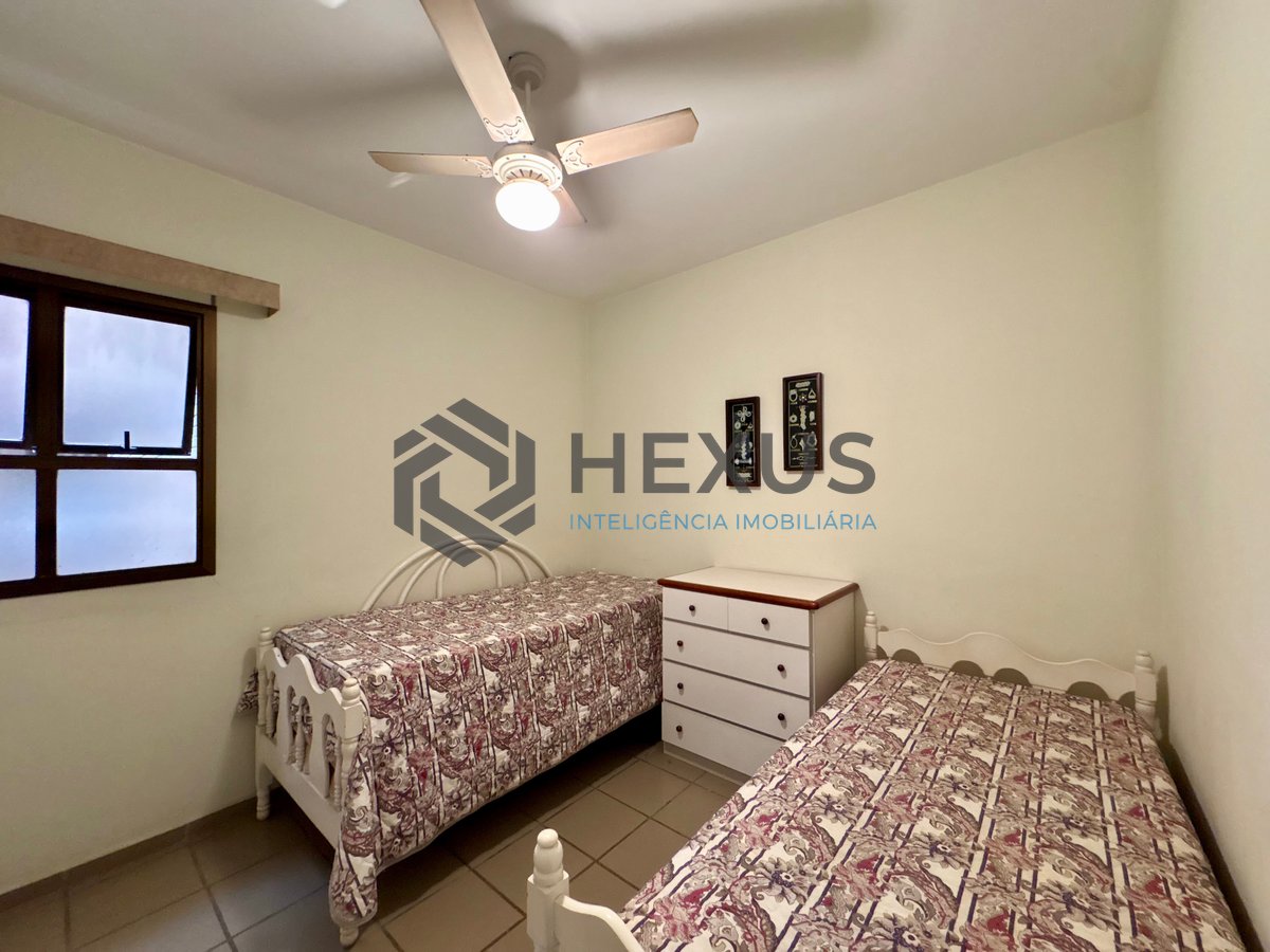Foto 19 de Apartamento com varanda na Praia da Enseada, Guarujá