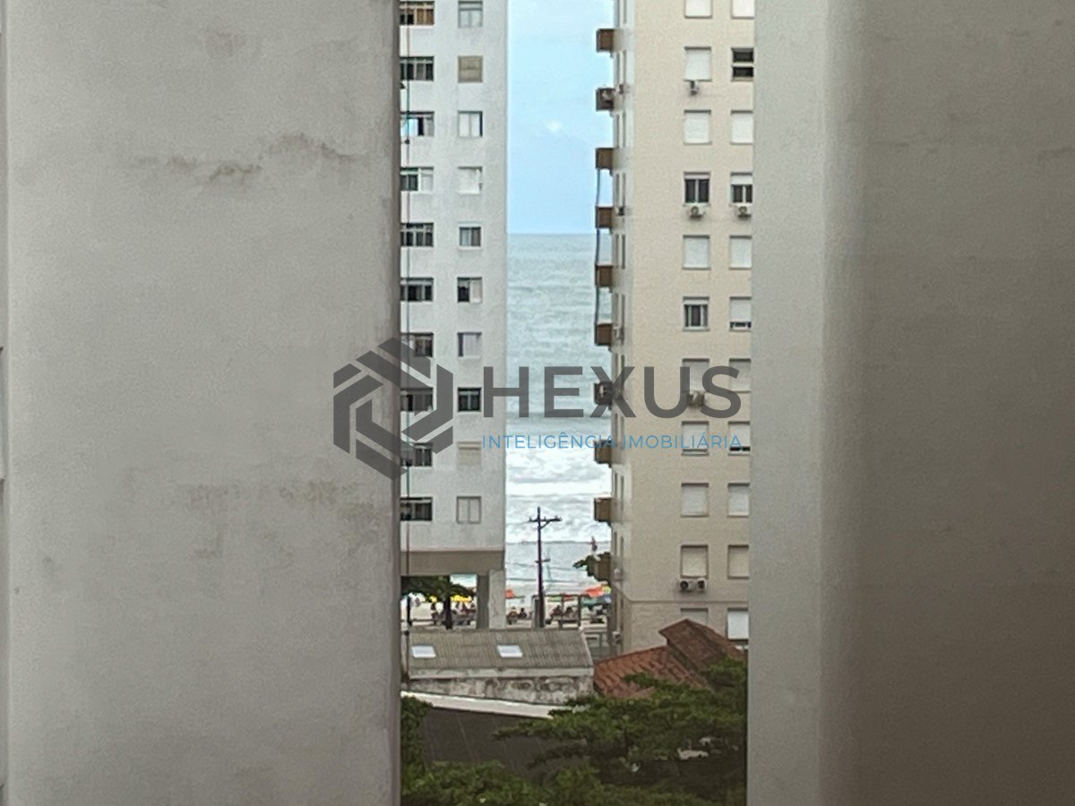Foto 29 de Apartamento com 2 varandas e lazer a 2 quadras da Praia das Pitangueiras, Guarujá