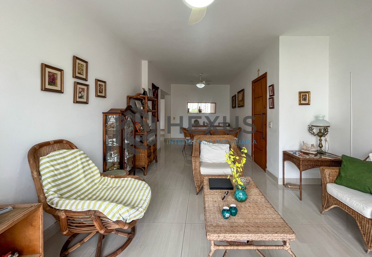 Foto 7 de Apartamento com 2 varandas e lazer a 2 quadras da Praia das Pitangueiras, Guarujá