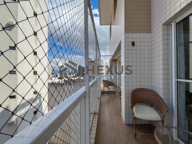 Foto 21 de Apartamento com varanda e lazer na beira mar da Praia das Astúrias, Guarujá