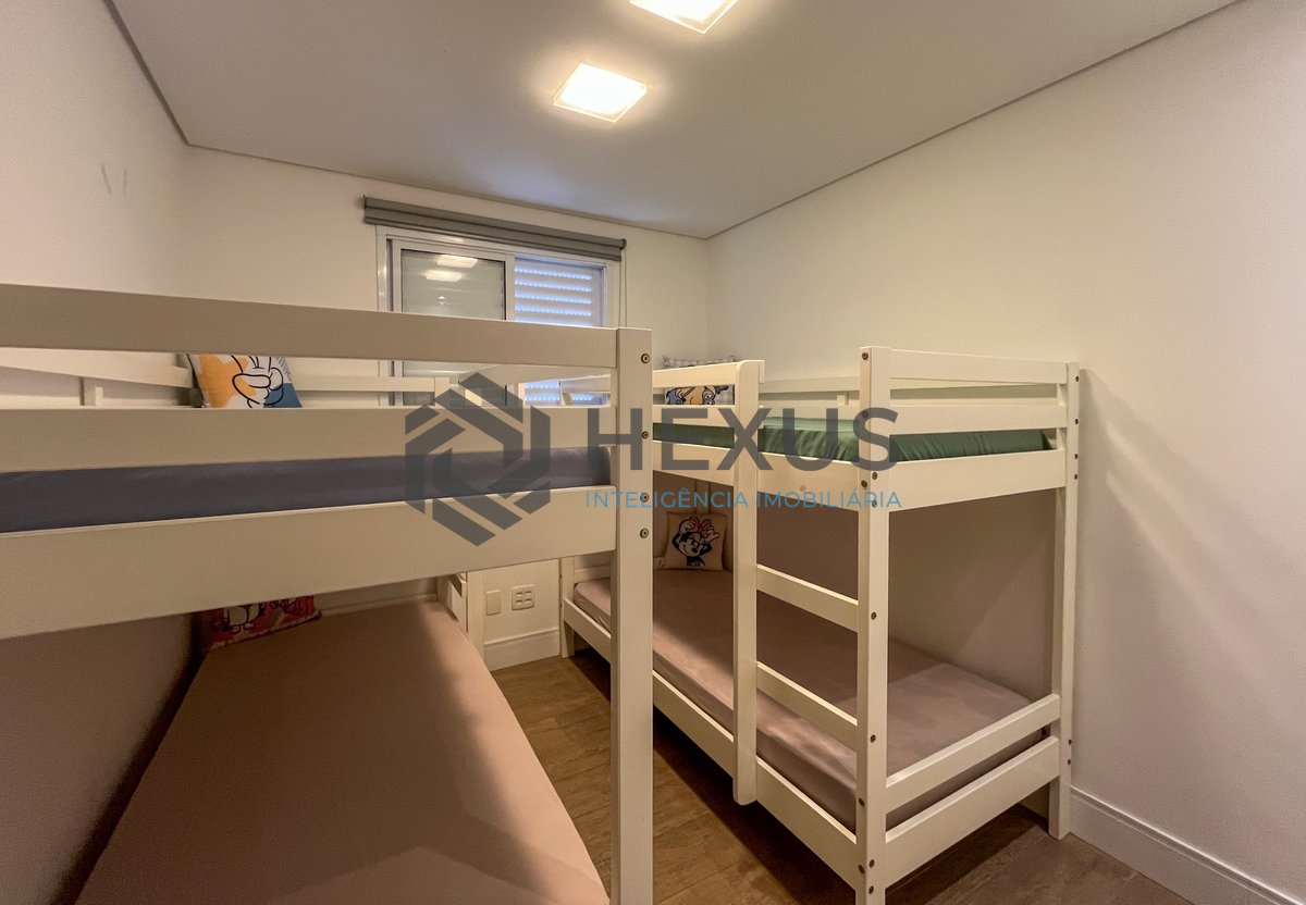 Foto 32 de Apartamento com varanda e lazer na beira mar da Praia das Astúrias, Guarujá