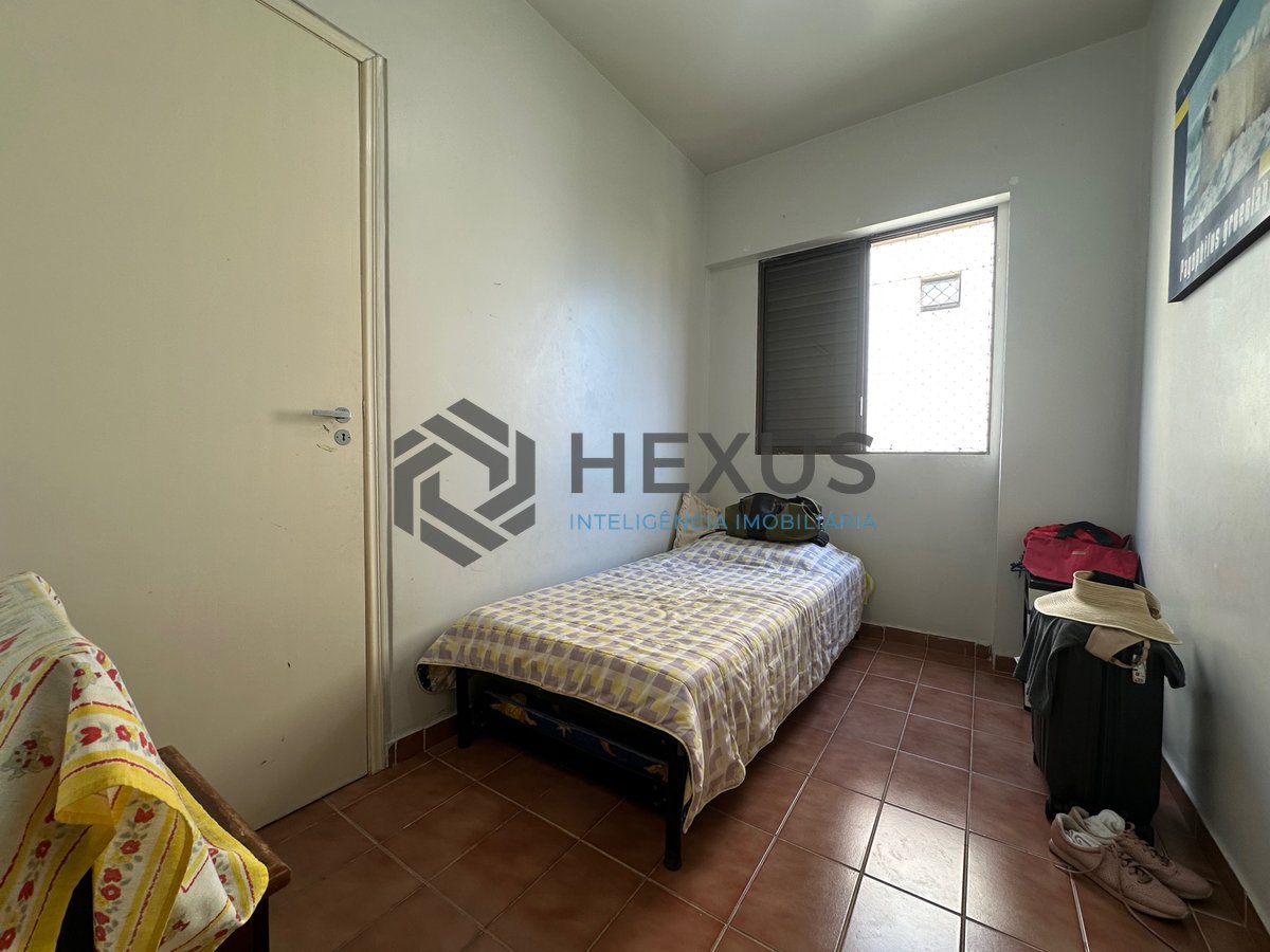Foto 18 de Apartamento mobiliado com varanda na Praia da Enseada, Guarujá