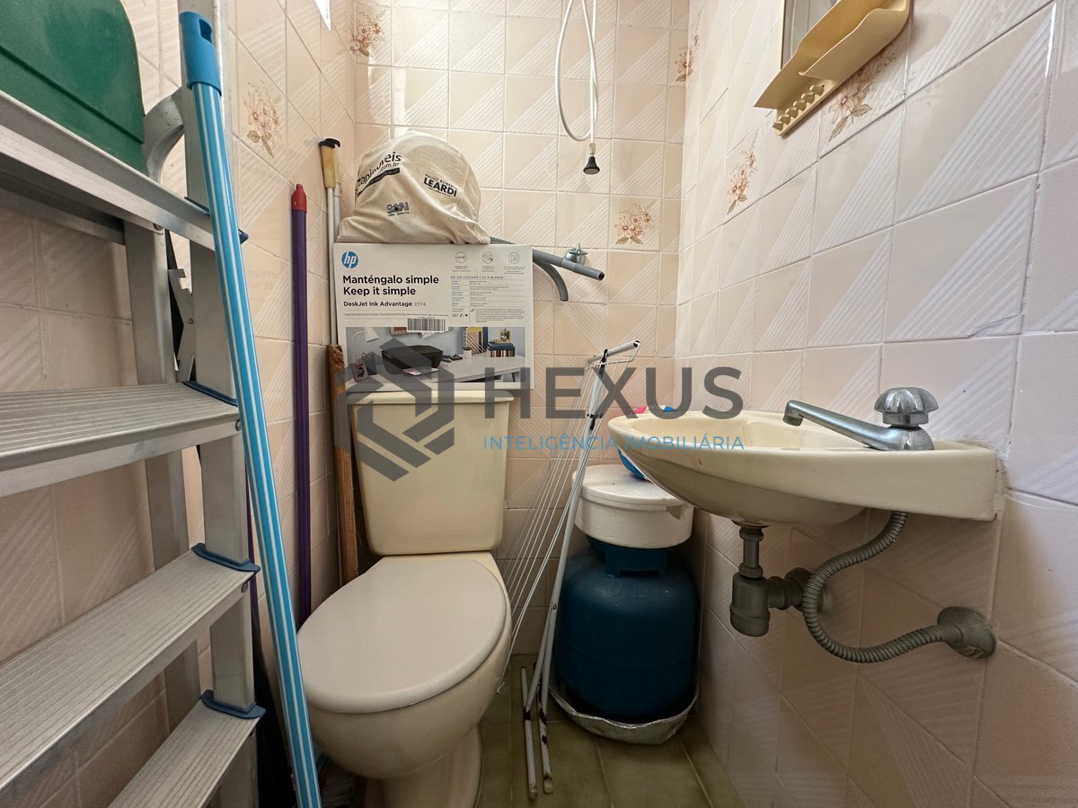 Foto 21 de Apartamento mobiliado com varanda na Praia da Enseada, Guarujá