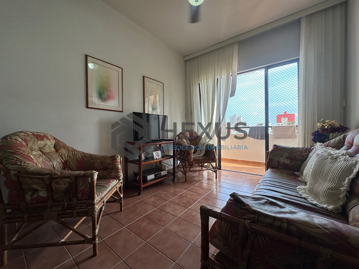 Foto 4 de Apartamento mobiliado com varanda na Praia da Enseada, Guarujá
