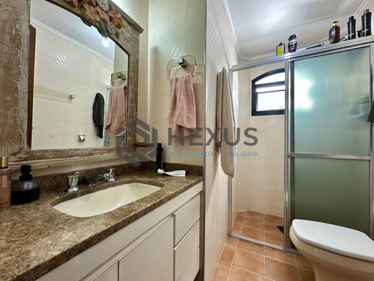 Foto 17 de Apartamento na região da Brunella na Praia da Enseada, Guaruja