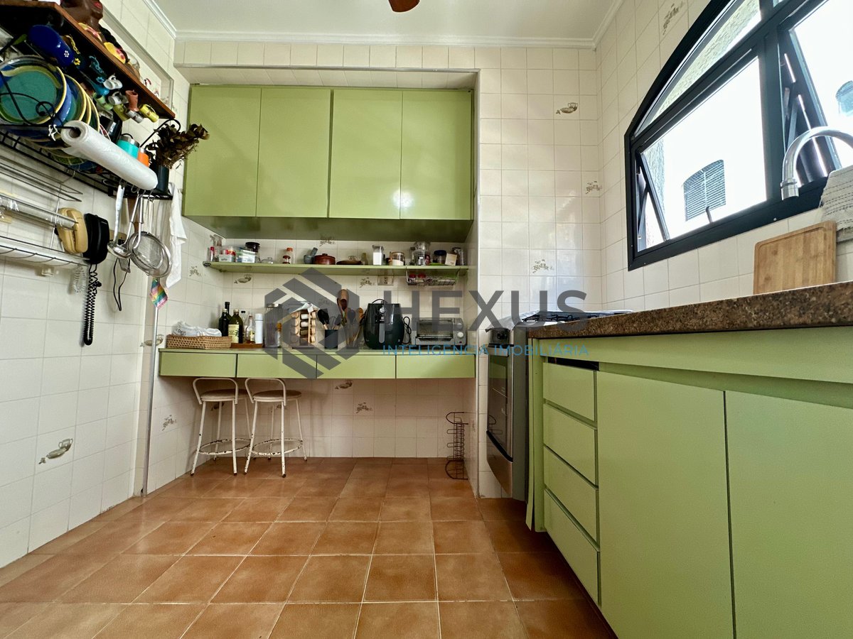 Foto 7 de Apartamento na região da Brunella na Praia da Enseada, Guaruja