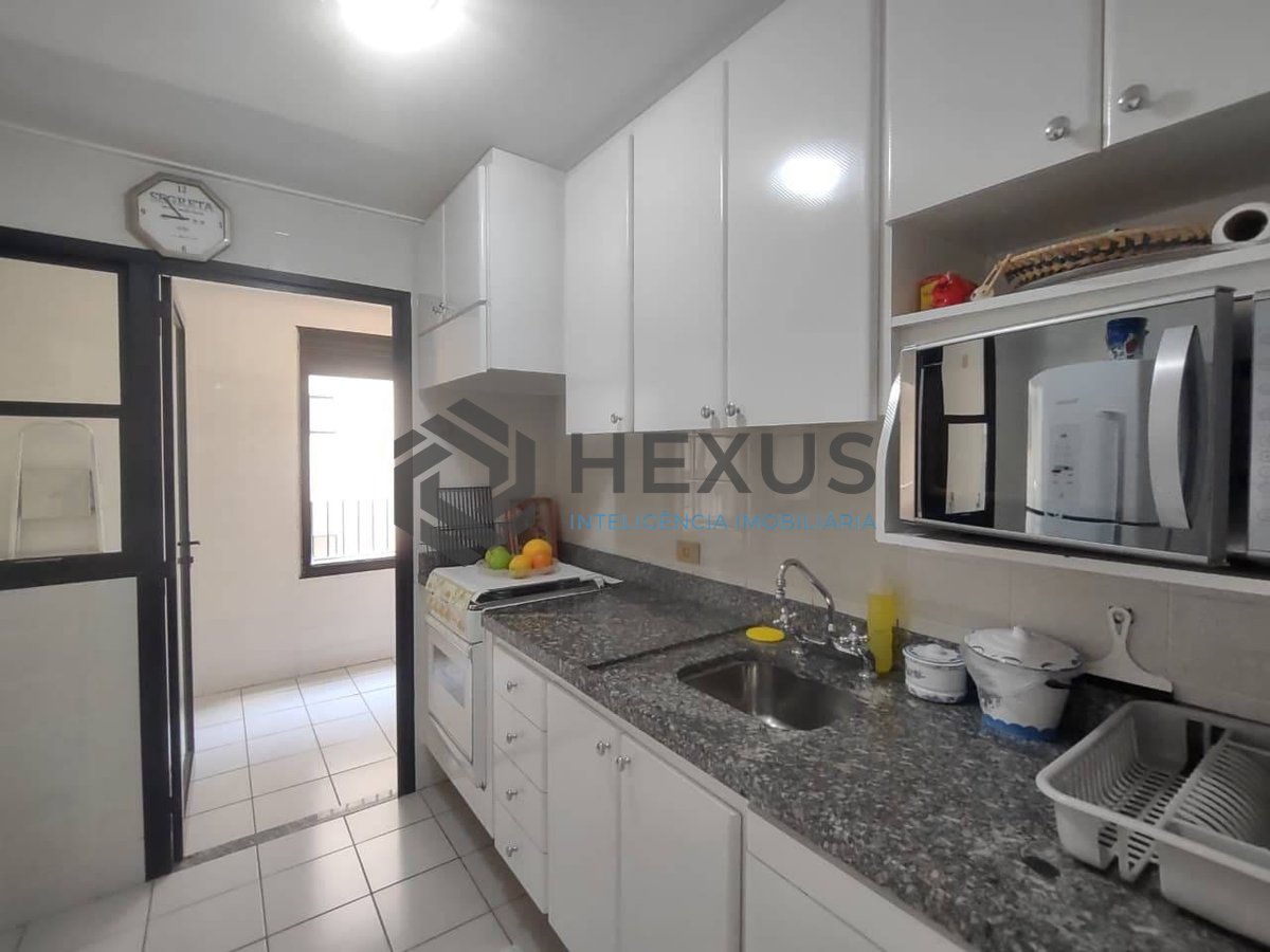 Foto 16 de Apartamento com varanda gourmet na Praia da Enseada, Guarujá