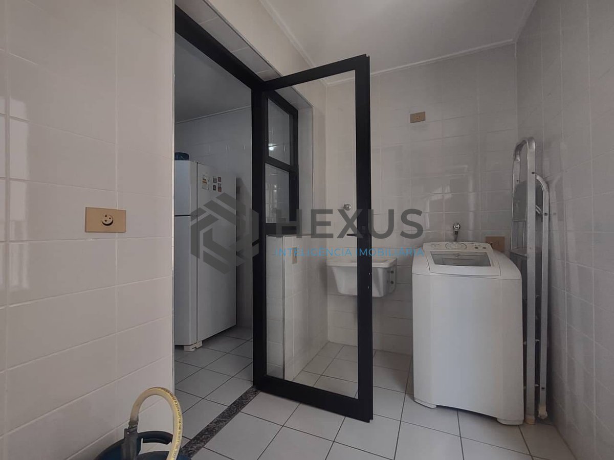 Foto 19 de Apartamento com varanda gourmet na Praia da Enseada, Guarujá